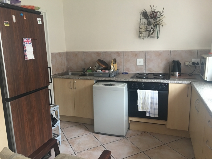 To Let 2 Bedroom Property for Rent in Gordons Bay Central Western Cape